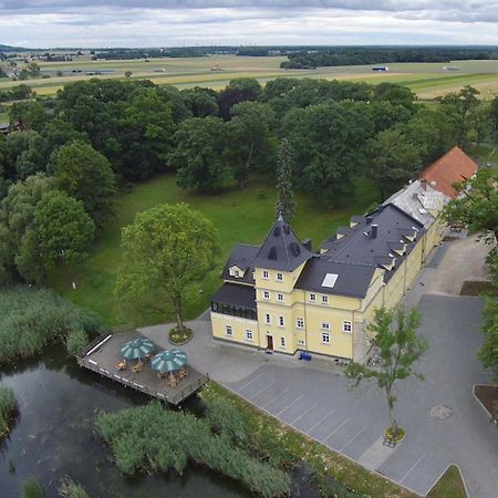 Palac Lucja Bb Zakrzów Esterno foto